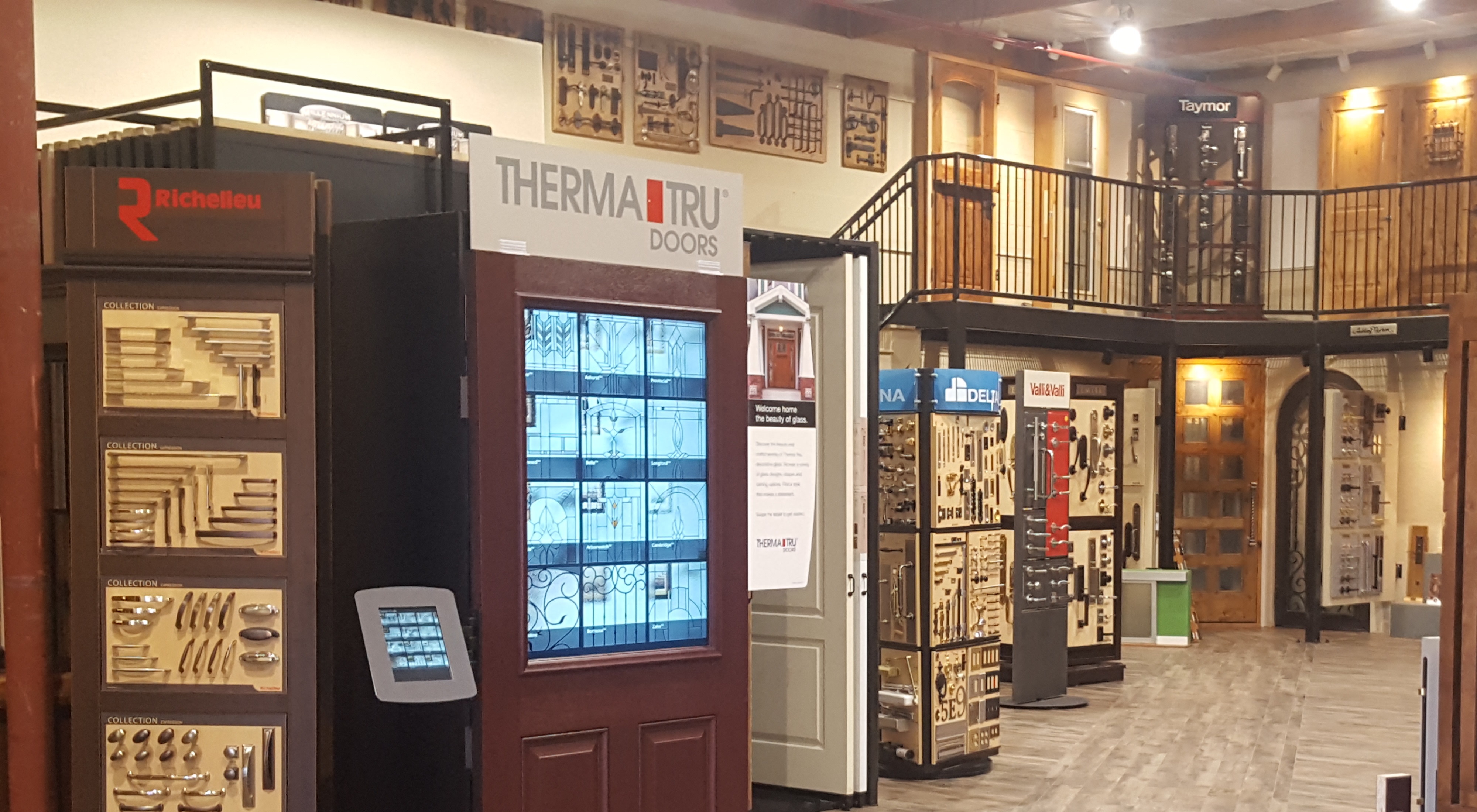 Showroom SCOTTSDALE CUSTOM BUILDING MATERIALS